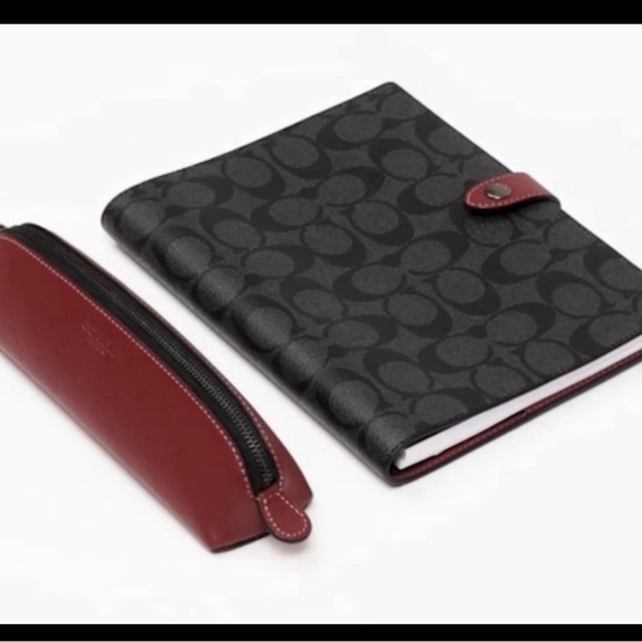 ❤️❤️❤️NEW Coach notebook+pencil case ❤️❤️❤️ - Picture 6 of 8